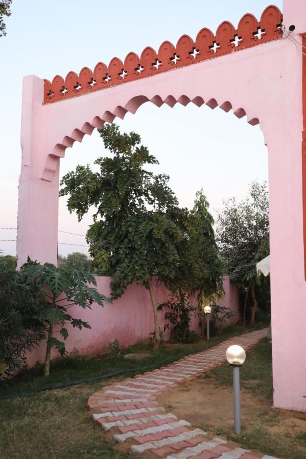 The Forest View Resort Khilchīpur Exterior foto